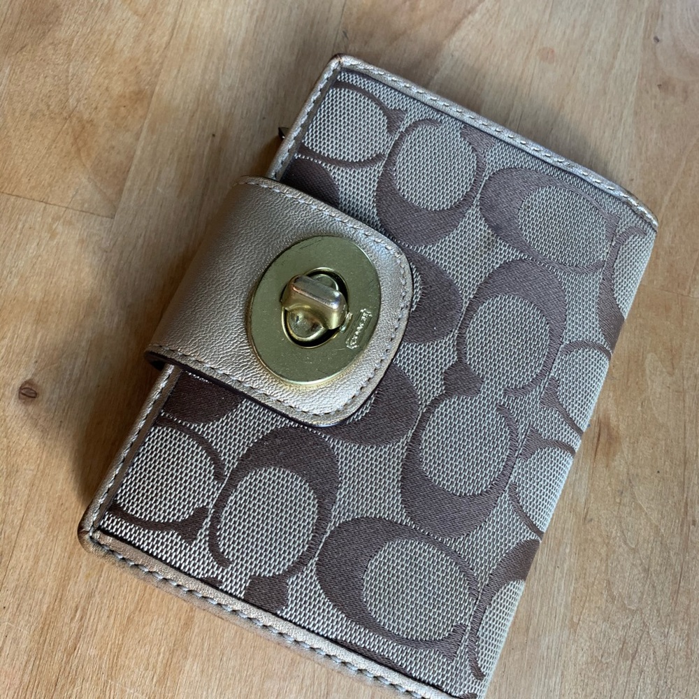 Coach wallet